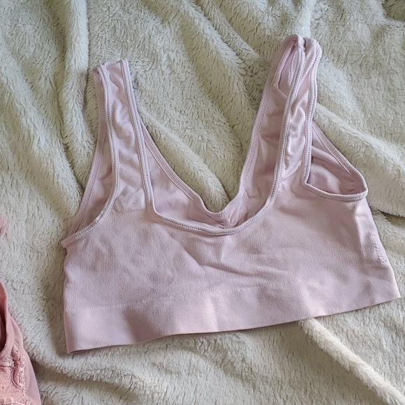 SOLD Teen/Girl/Petite Woman 8 Bras/Bralettes - Picture 9 of 11